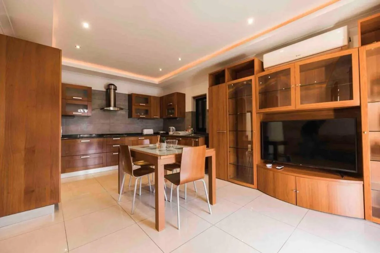 Amethyst Apartment Marsaskala